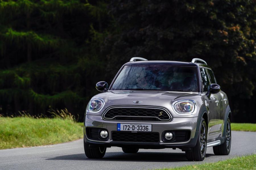  Mini Cooper S E Countryman ALL4 (F60) 2017 года  (UK) (фото 11 из 28)